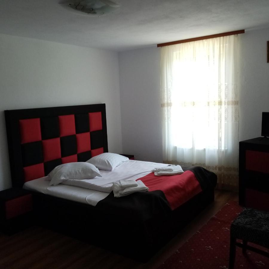 Hotel Casa Cornelia à Bran  Extérieur photo